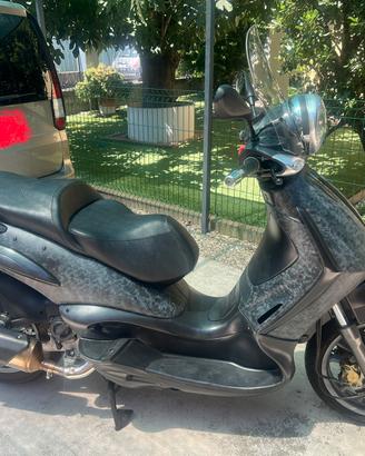 Piaggio beverly 500