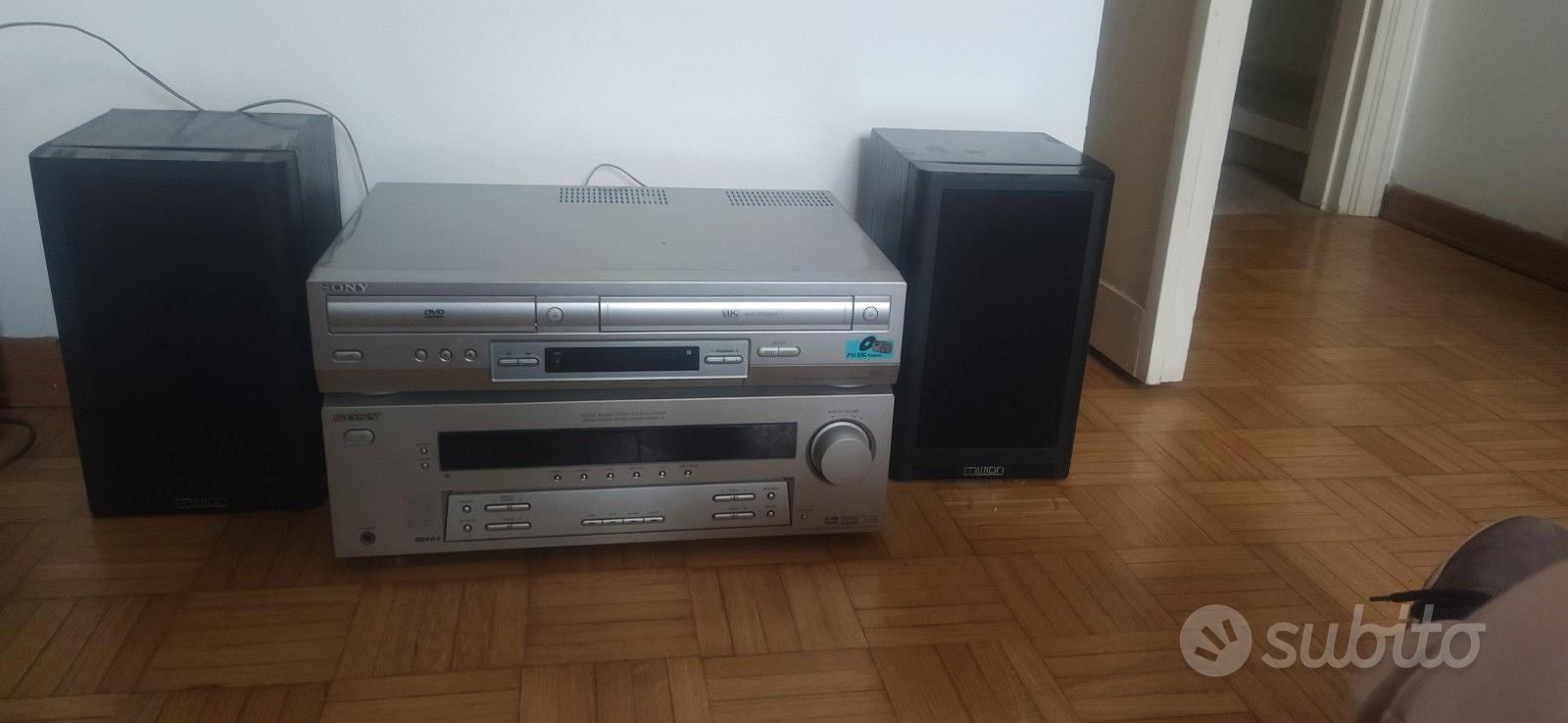 Impianto audio/video Sony con DVD, VHS e radio Audio/Video In vendita