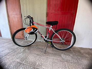 Mountain bike  nuova
