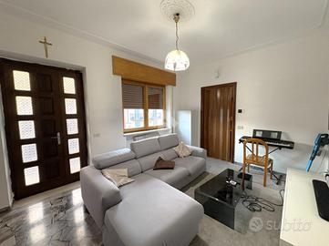 3 LOCALI A MONTECCHIO MAGGIORE