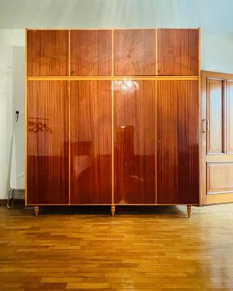 Armadio e comodino legno 