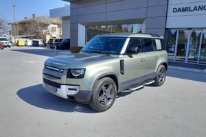 Land Rover Defender 3.0D I6 200 110 SE AWD AU...