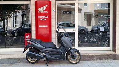 Yamaha X-Max 300