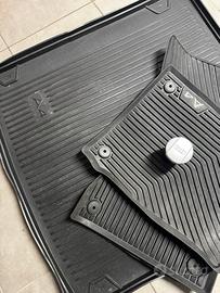 Tappetini e vassoio baule AUDIA4 allroad
