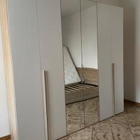 Armadio, comò e letti