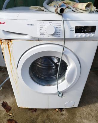 lavatrice Akai 7 kg usata