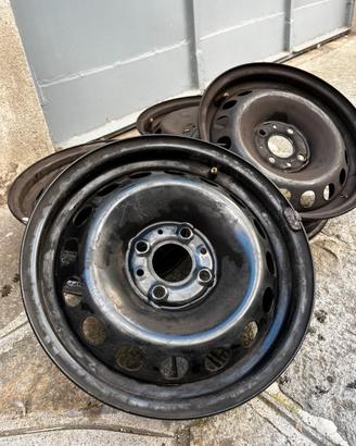 Cerchi lamiera R14 Fiat 500 e Panda