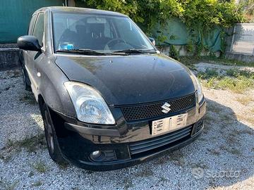 Ricambi usati per Suzuki Swift 1.3 b 4x4 2007 M13A