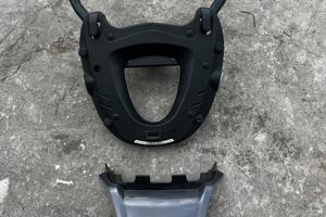 Supporto bauletto xmax 125/250