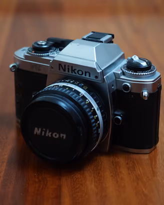 Nikon FG + obiettivo Series E 50mm f/1.8