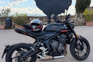 Triumph trident 660