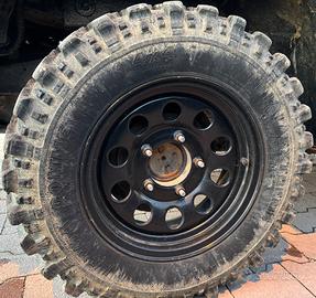 Gomme da fango extreme e cerchi 195 80 15