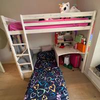 Letto a castello con scrivania