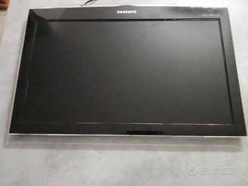 TV Samsung 32 pollici  e digitale terrestre 