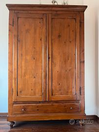 Armadio arte povera due ante