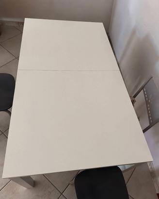 Tavolo soggiorno