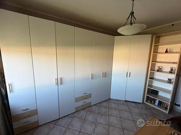 Cameretta con 2 letti a scomparsa + cabina armadio