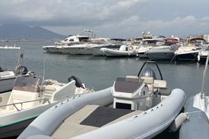 Seastep-Rib Evolution / AKP 7