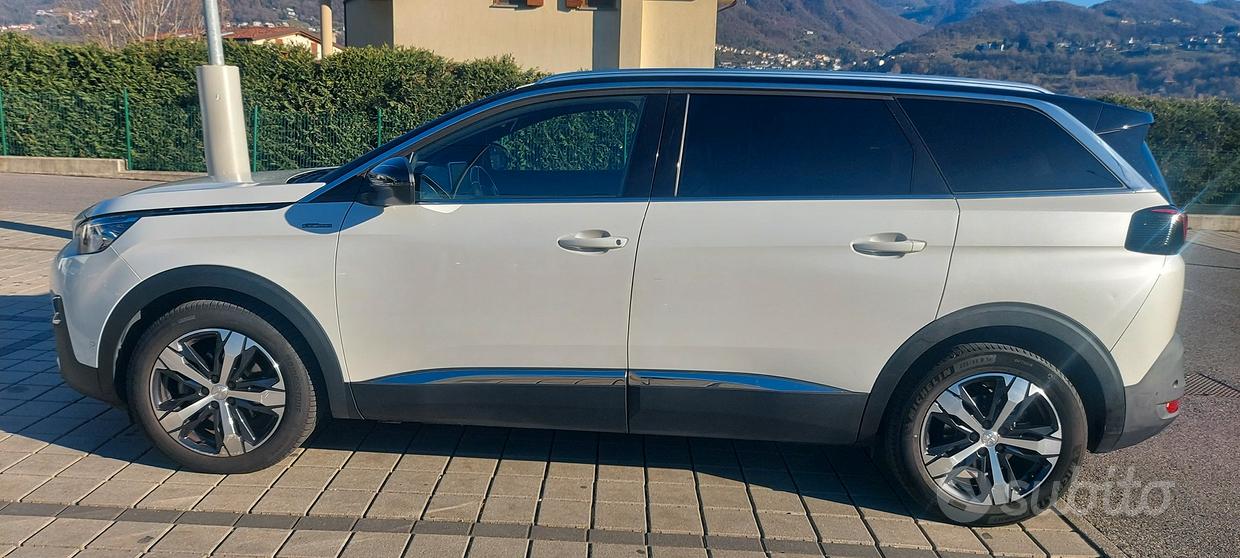 Peugeot 5008 2ª serie