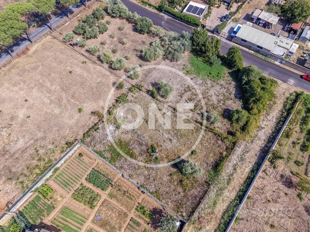 Terreno di 970 m² a Roma - Vista 5