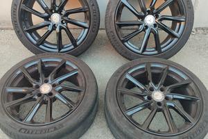 cerchi 18+ gomme  235 40 18