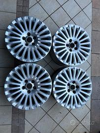 Cerchi in lega originali Ford 16