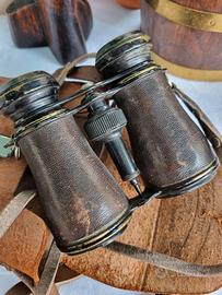 Binocoli vintage con custodia in pelle
