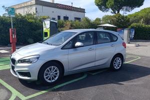 BMW 216d