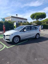 BMW 216d