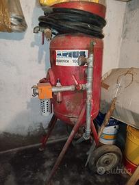 Sabbiatrice Larius 100lt.