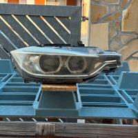 Fanale anteriore destro xenon BMW F31 rotto
