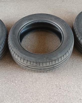 185/60 R15 