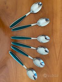 Set cucchiai e coltelli da tavola