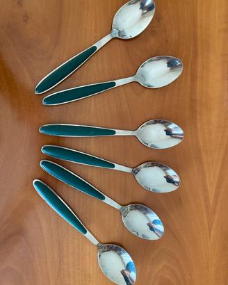 Set cucchiai e coltelli da tavola