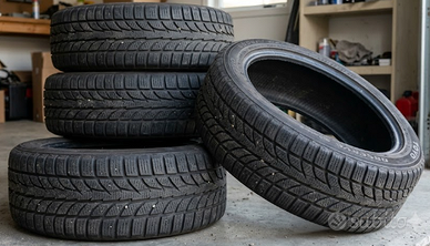 4 Gomme Invernali Toyo 225/45 R17 - come nuove