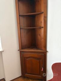 Angoliera in legno massiccio