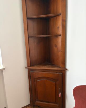 Angoliera in legno massiccio