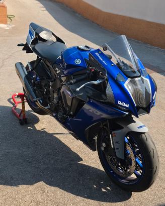  yamaha r1 2021