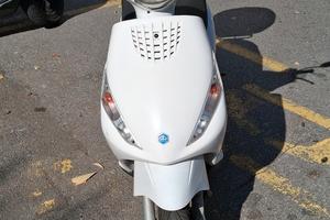 piaggio zip 50 unico preopetario 