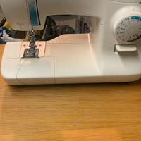 Macchina da cucire zig zag