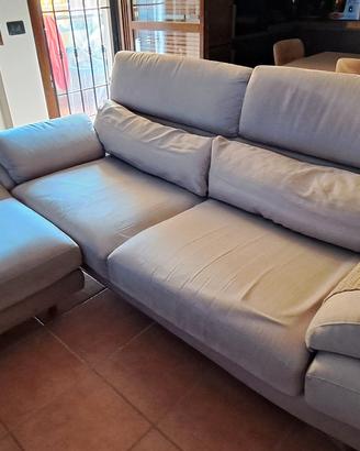 Divano in alcantara Poltrone e Sofà con puff