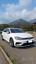Wolksvagen Golf 7.5 R-Line 1.5 150 cv