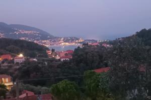 LERICI a pochi km, in caratteristico paese
