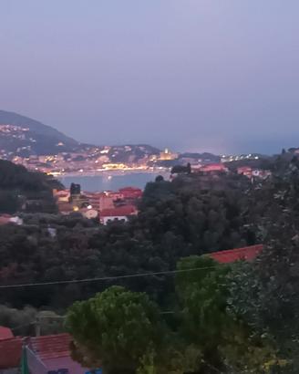 LERICI a pochi km, in caratteristico paese