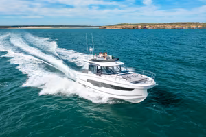 Merry Fisher 1295 Fly S2 Jeanneau+3x300 Yamaha
