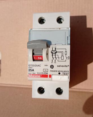 BTICINO Salvavita G72325AC differenziale