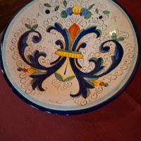 Piatti dipinti a mano
