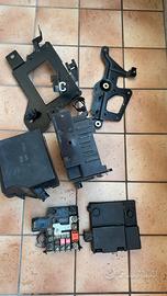 Coperchio/Attacchi/Supporto batteria Alfa 147/156