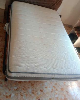Letto una piazza e mezza con  doghe 