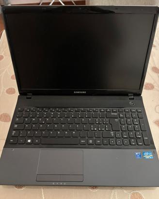 Samsung Serie 3 – Intel Core i3 – 6 GB RAM – 15,6”